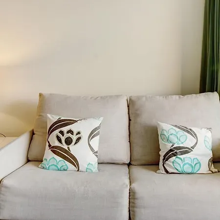 Apartment Dfm Happy Days C -